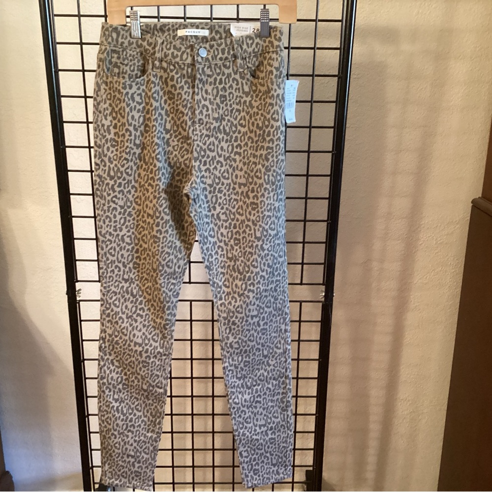 Leopard Print Skinny Pants NWT